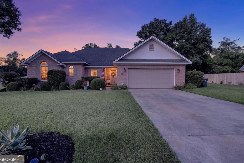 101 Pleasant Hill Road, Rincon, GA 31326