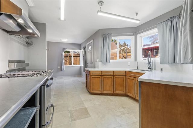 8220 Hermosa Avenue, Ben Lomond, CA 95005