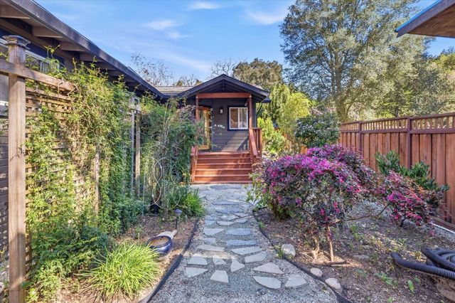 8220 Hermosa Avenue, Ben Lomond, CA 95005