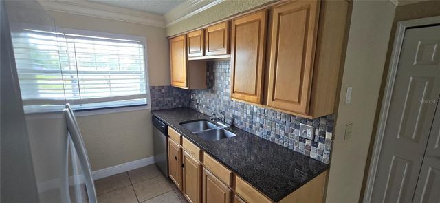 1400 EUDORA ROAD e-52, Mount Dora, FL 32757