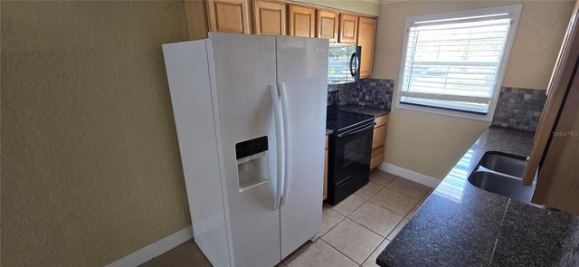 1400 EUDORA ROAD e-52, Mount Dora, FL 32757