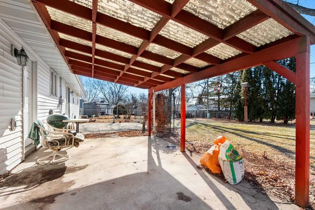 1403 PONDEROSA AVENUE, Green Bay, WI 54313