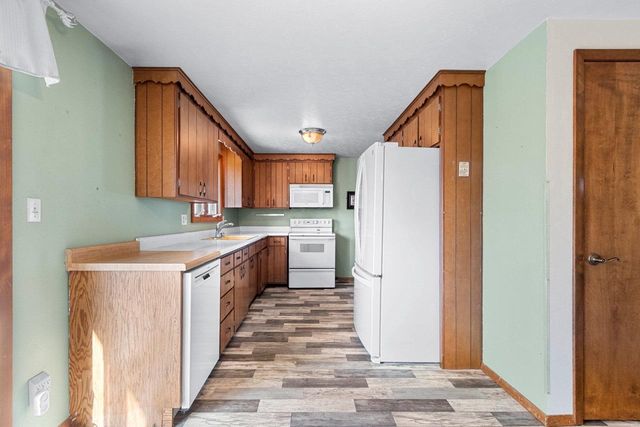 1403 PONDEROSA AVENUE, Green Bay, WI 54313