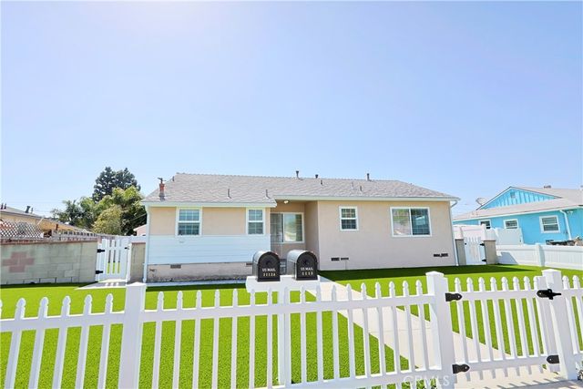 1113 S Pine, Fullerton, CA 92833