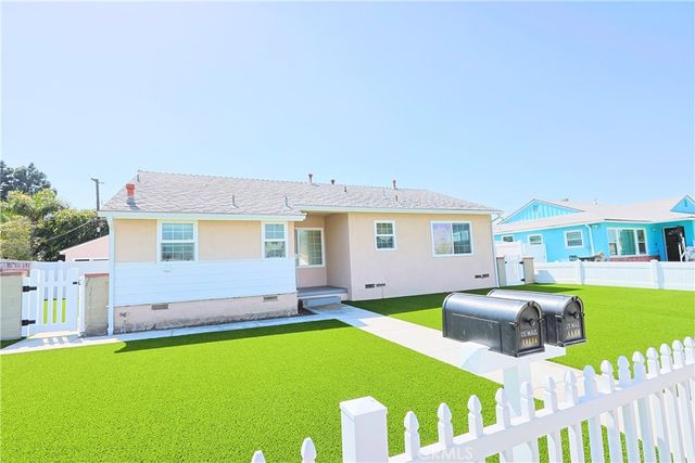 1113 S Pine, Fullerton, CA 92833