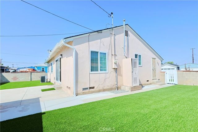 1113 S Pine, Fullerton, CA 92833
