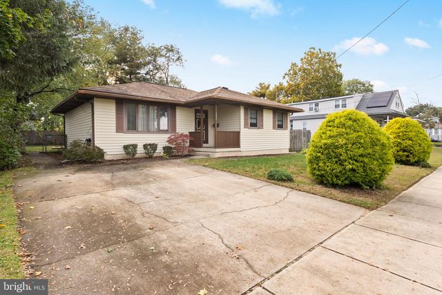 806 EDGEWATER AVE, Westville, NJ 08093