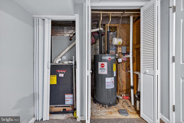 2719 CYLBURN AVE, Baltimore, MD 21215