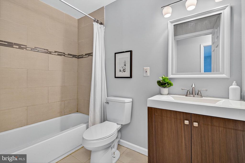 Image 20 of property listing at 2719 CYLBURN AVE, Baltimore, MD 21215