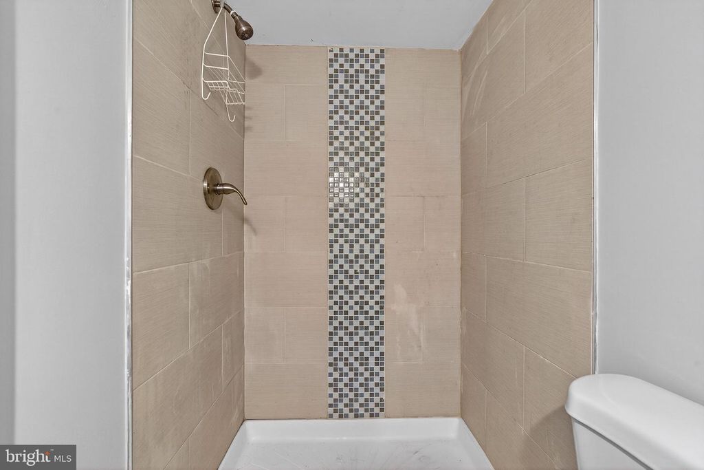 Image 28 of property listing at 2719 CYLBURN AVE, Baltimore, MD 21215