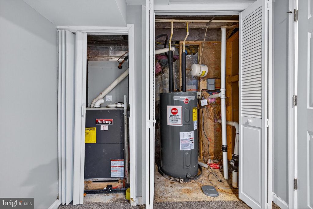 Image 30 of property listing at 2719 CYLBURN AVE, Baltimore, MD 21215