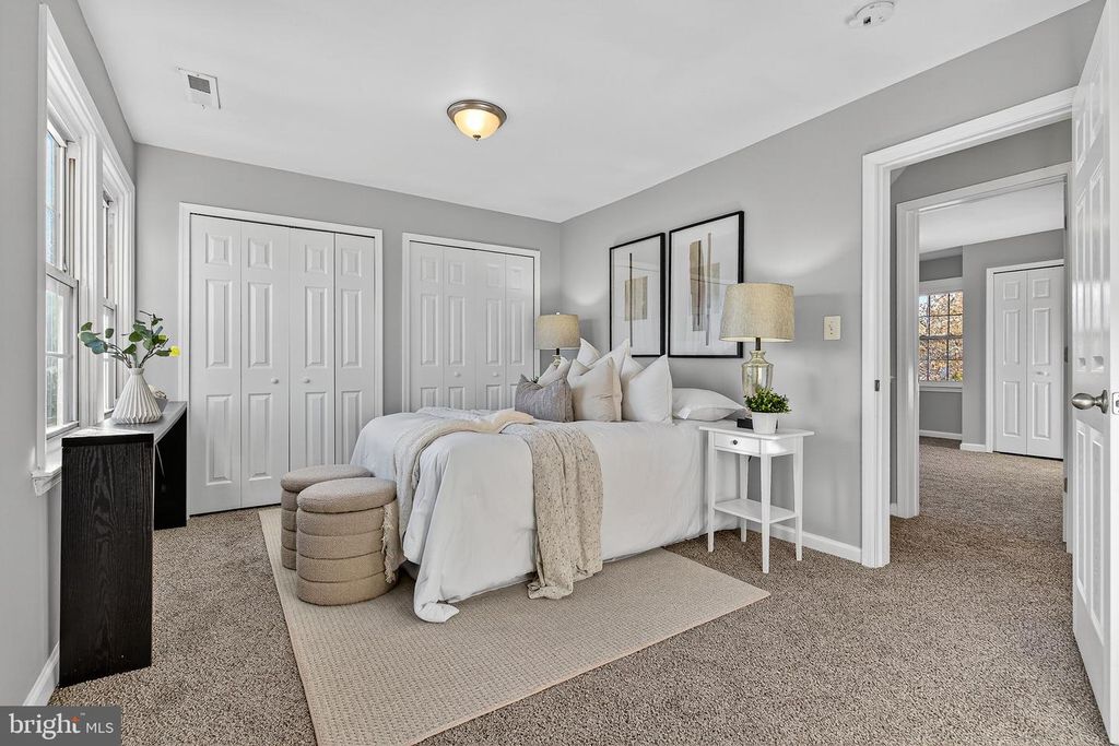 Image 4 of property listing at 2719 CYLBURN AVE, Baltimore, MD 21215