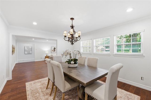 211 Faust Lane, Houston, TX 77024