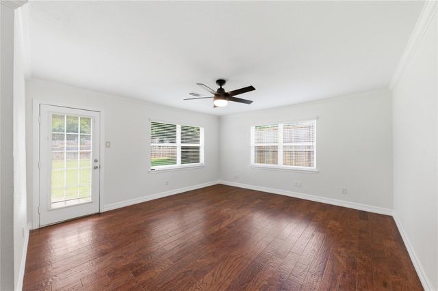 211 Faust Lane, Houston, TX 77024