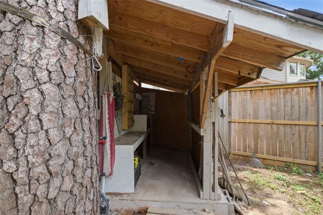 211 Faust Lane, Houston, TX 77024
