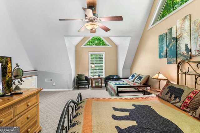 2102 Pooh Corner, Hiawassee, GA 30546
