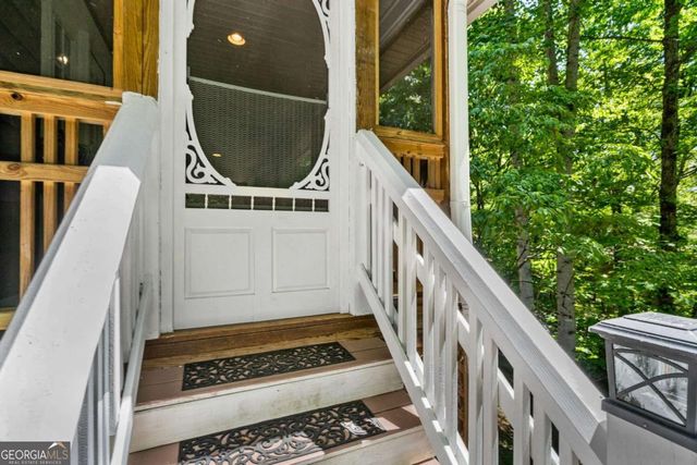2102 Pooh Corner, Hiawassee, GA 30546