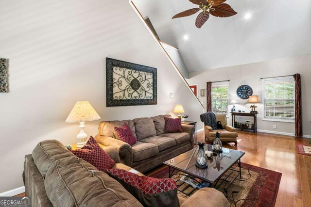 2102 Pooh Corner, Hiawassee, GA 30546