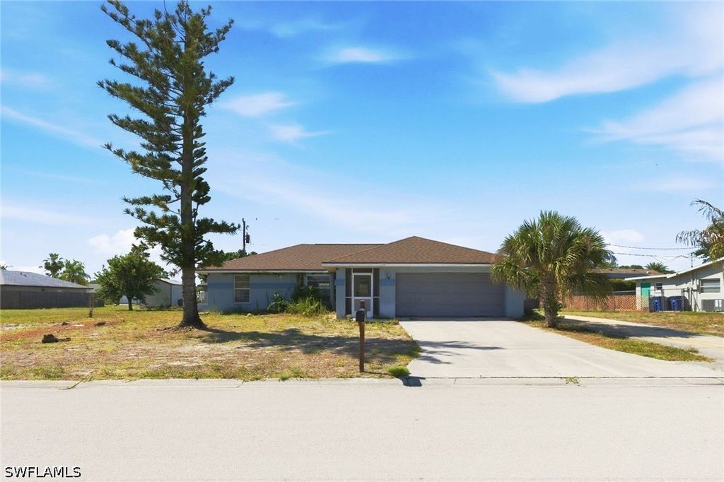 7266 Buchanan RD, Fort Myers, FL 33967