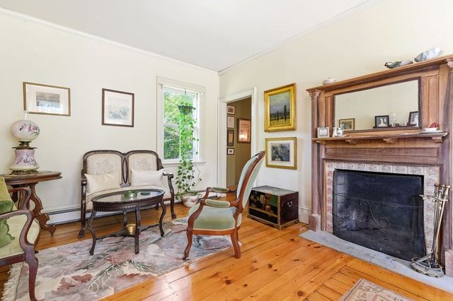 30 Mordecai Lincoln Rd, Scituate, MA 02066