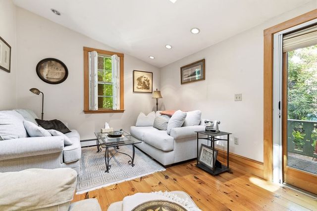30 Mordecai Lincoln Rd, Scituate, MA 02066