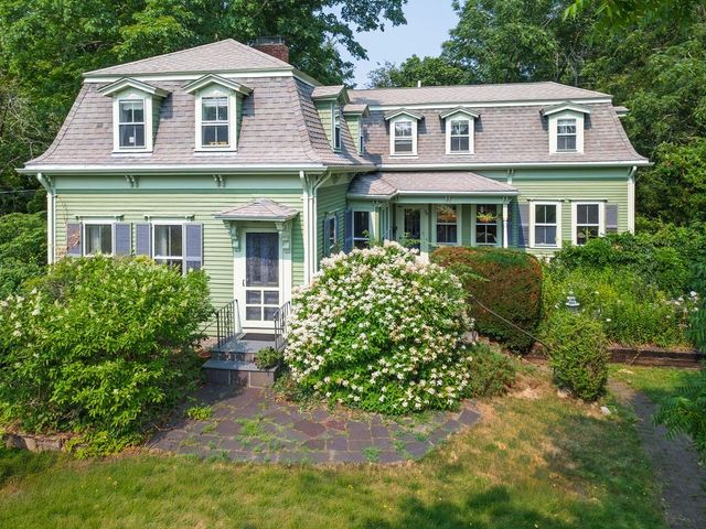 30 Mordecai Lincoln Rd, Scituate, MA 02066