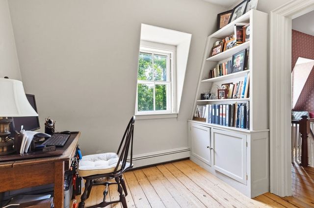 30 Mordecai Lincoln Rd, Scituate, MA 02066