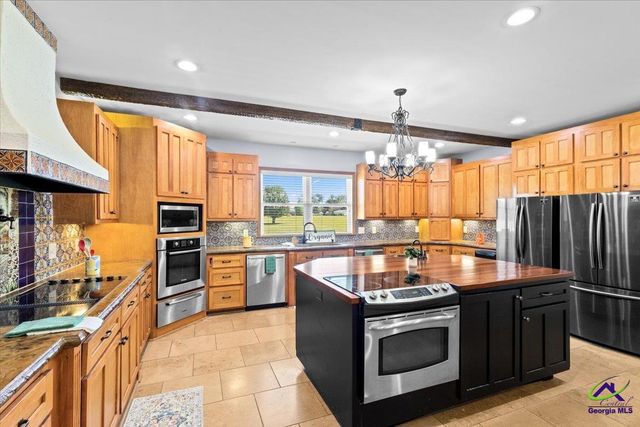 156 Orion Way, Byron, GA 31008