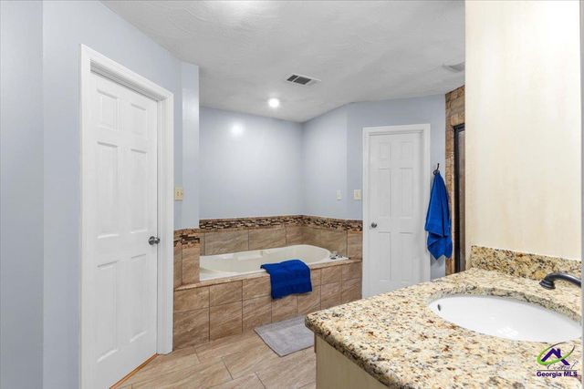 156 Orion Way, Byron, GA 31008