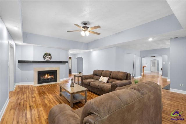 156 Orion Way, Byron, GA 31008