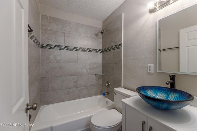 411 W 62ND Street, Jacksonville, FL 32208