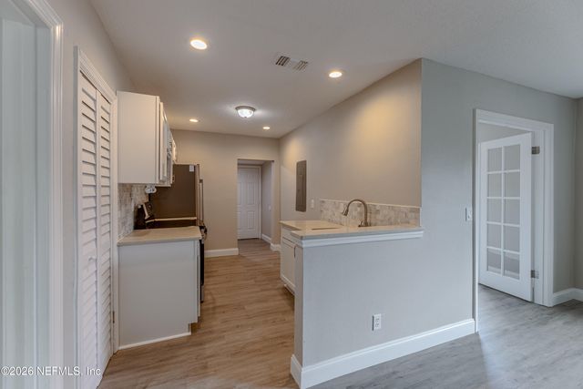 411 W 62ND Street, Jacksonville, FL 32208