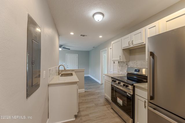 411 W 62ND Street, Jacksonville, FL 32208