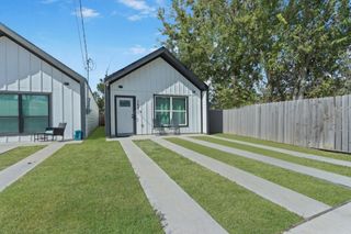 5607 Bacher Street B, Houston, TX 77028