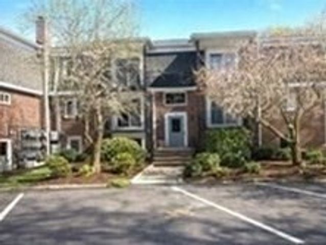 80 Walnut St 402, Canton, MA 02021
