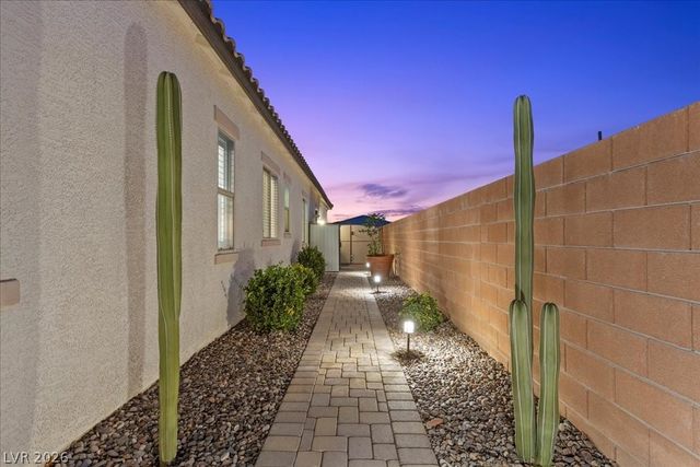 5543 Taylor Rose Avenue, Las Vegas, NV 89139