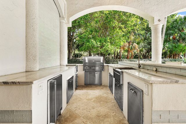 1920 Flagler Estates Drive, West Palm Beach, FL 33411