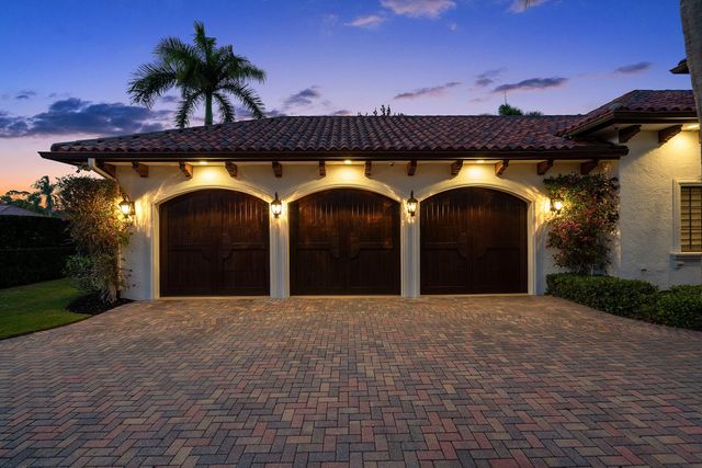 1920 Flagler Estates Drive, West Palm Beach, FL 33411