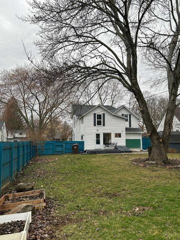 320 N Elm, Ithaca, MI 48847