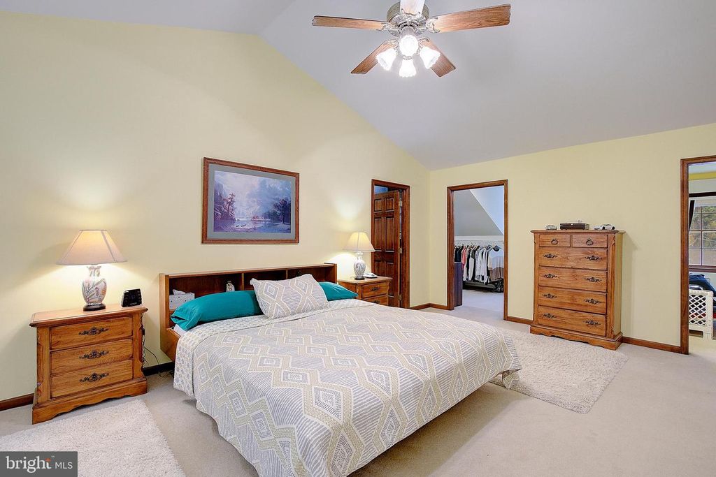 Image 33 of property listing at 7421 STONE CT, Saint Leonard, MD 20685