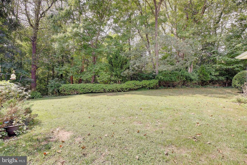Image 53 of property listing at 7421 STONE CT, Saint Leonard, MD 20685