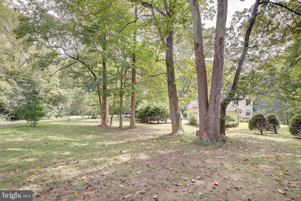 Image 56 of property listing at 7421 STONE CT, Saint Leonard, MD 20685