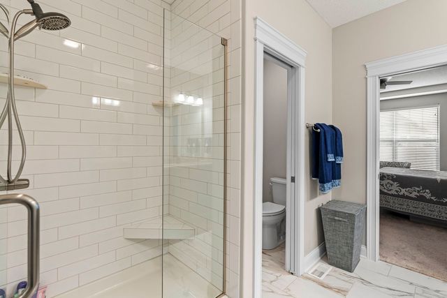 7051 Grove Crossing, Bettendorf, IA 52722