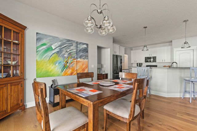 7051 Grove Crossing, Bettendorf, IA 52722