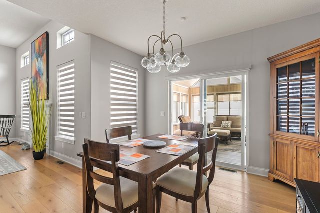 7051 Grove Crossing, Bettendorf, IA 52722
