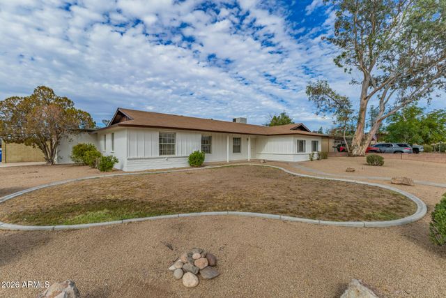 2554 E FOX Street, Mesa, AZ 85213