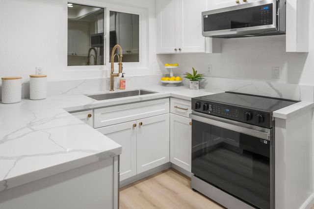 49091 Washington Street, La Quinta, CA 92253