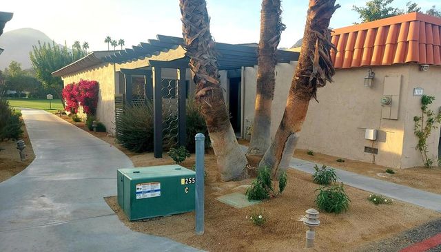 49091 Washington Street, La Quinta, CA 92253