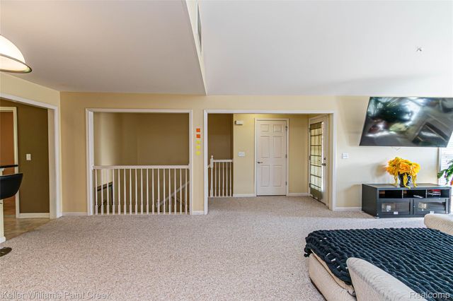 28569 Carlton Way Drive, Novi, MI 48377