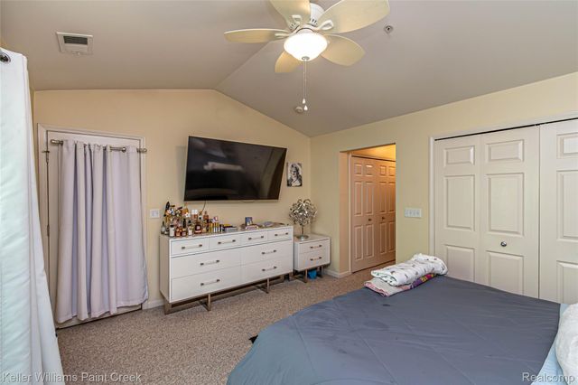 28569 Carlton Way Drive, Novi, MI 48377